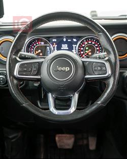 جيب جلاديتور